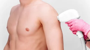 manipolo su pelle uomo